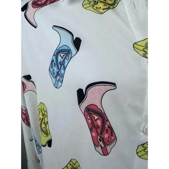 Blue B Collection Cowboy Boot Print Button Down Shirt Size Medium - Picture 7 of 12